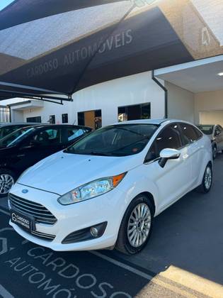 FORD FIESTA 1.6 TITANIUM SEDAN 16V FLEX 4P POWERSHIFT FORD FIESTA 1.6 TITANIUM SEDAN 16V FLEX 4P POWERSHIFT